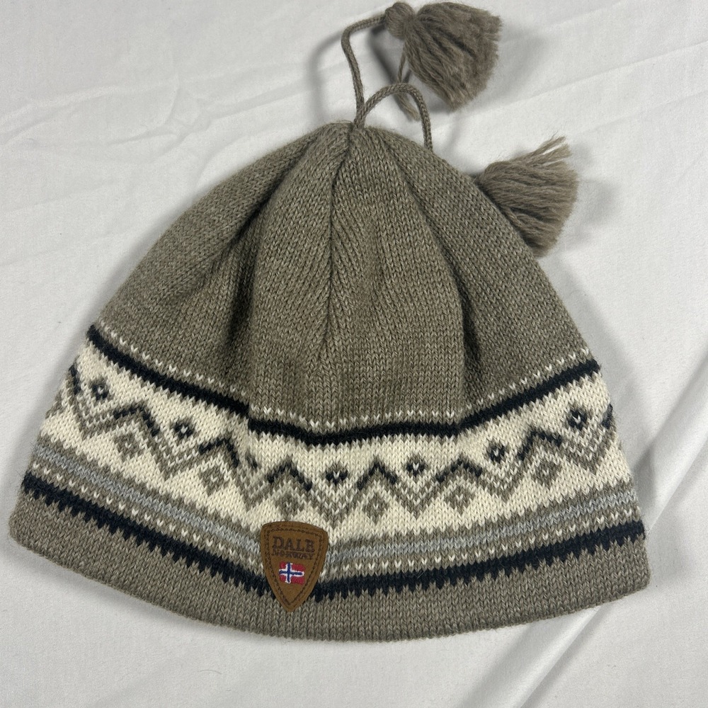Dale Of Norway 100% New Wool Grey Cream White Snowflake Knit One Size Beanie Hat